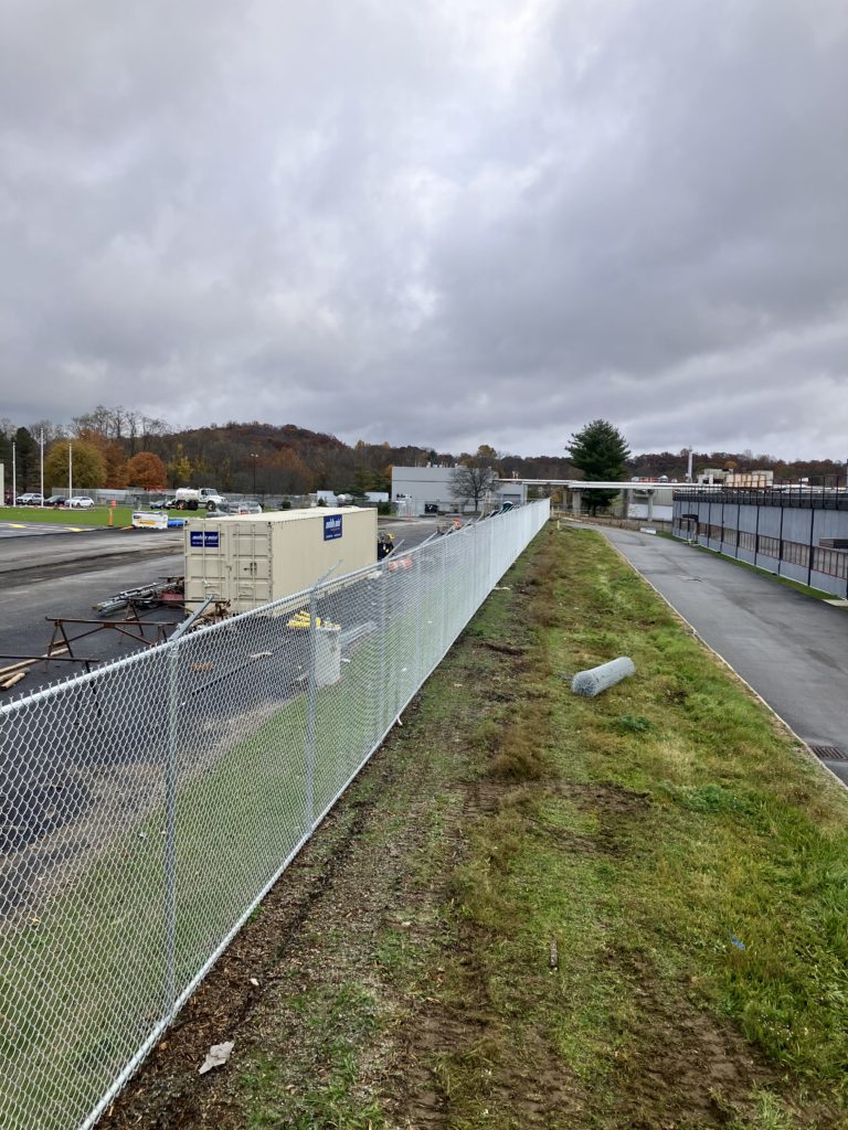 chainlink fence 